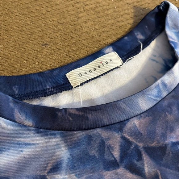 Tie-Dye Blue Women's Top - Picture 3 of 3